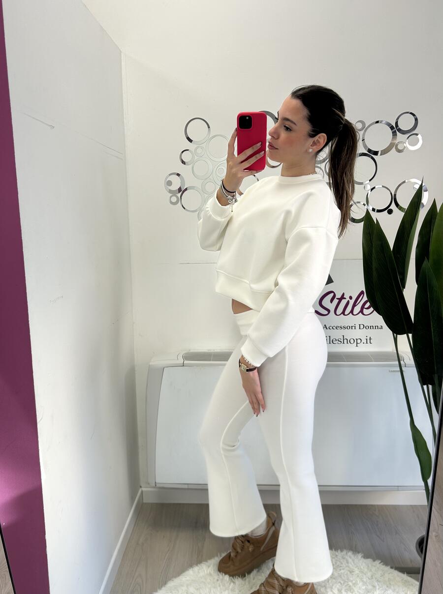 NOVITÀ Panta tuta flare con risvolto