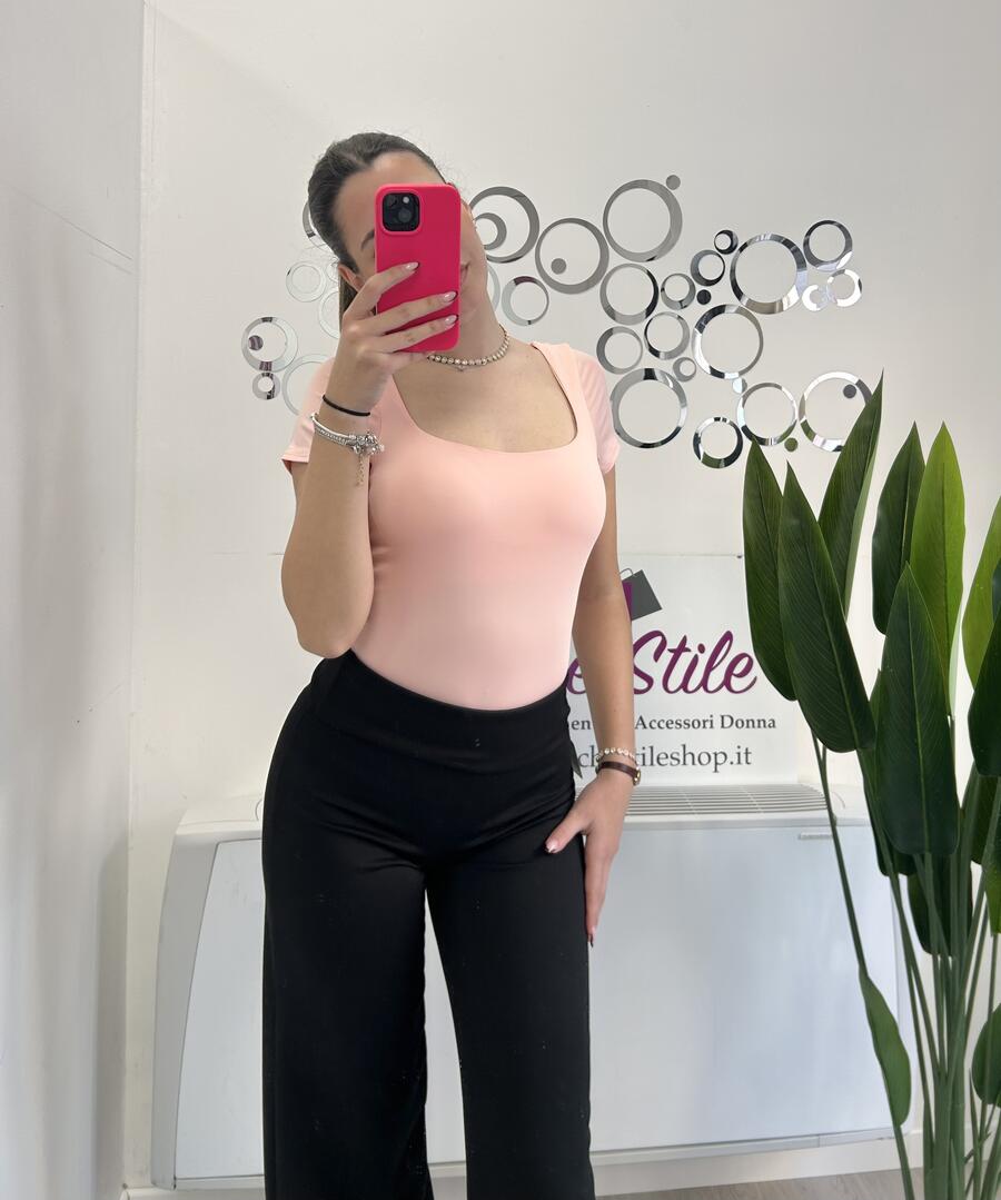 NOVITÀ Body a manica corta scollo quadrato