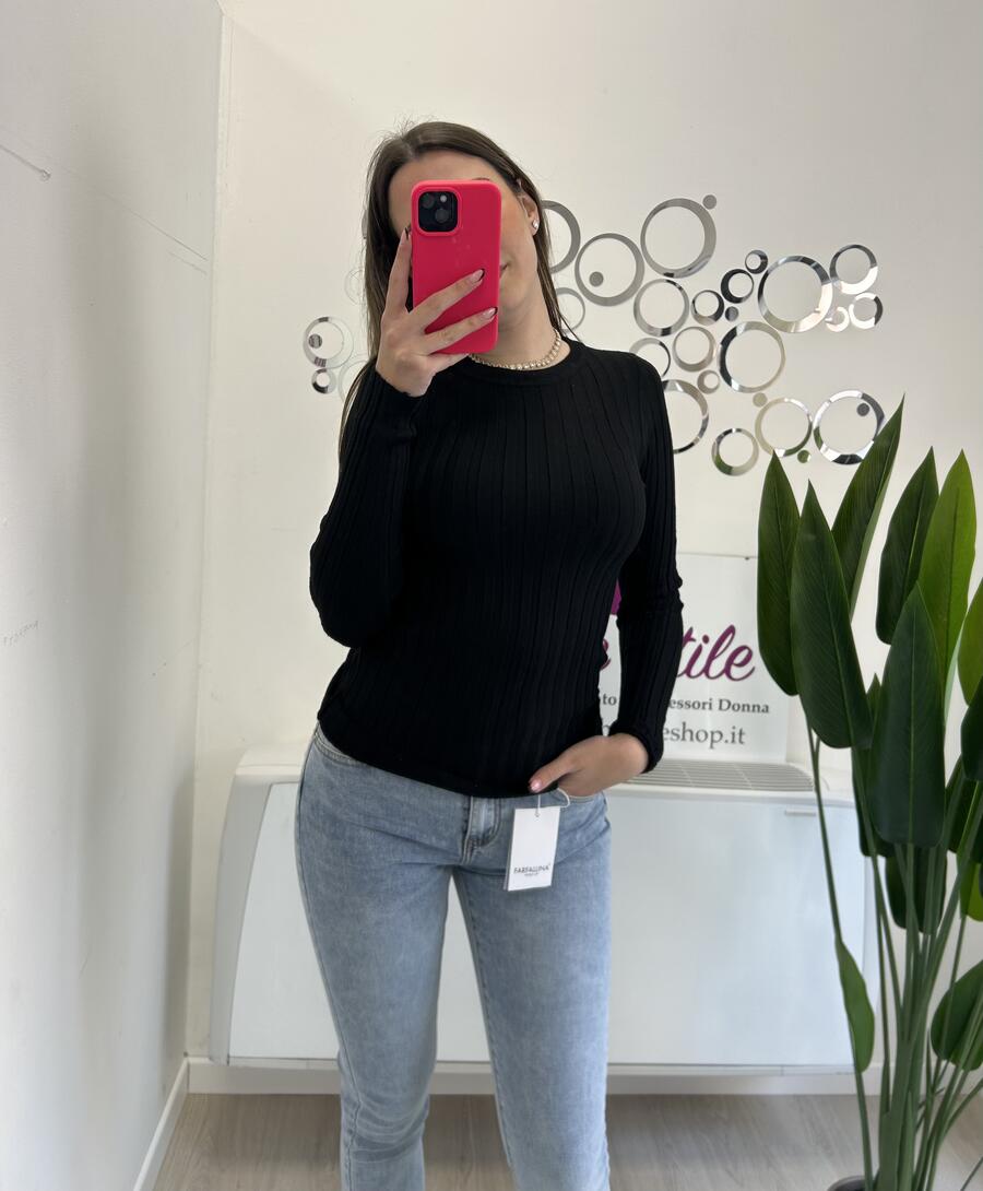 NOVITÀ Pull a costine girocollo in viscosa