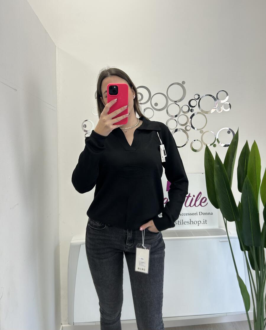 NOVITÀ Maglioncino a polo in viscosa