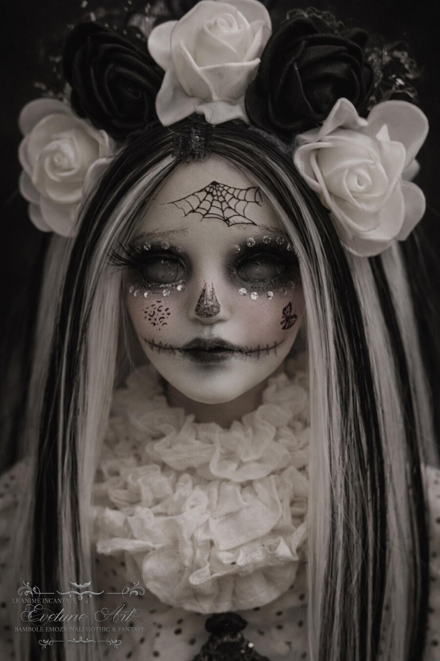 Crisalis Santa Muerte pezzo unico in porcellana 