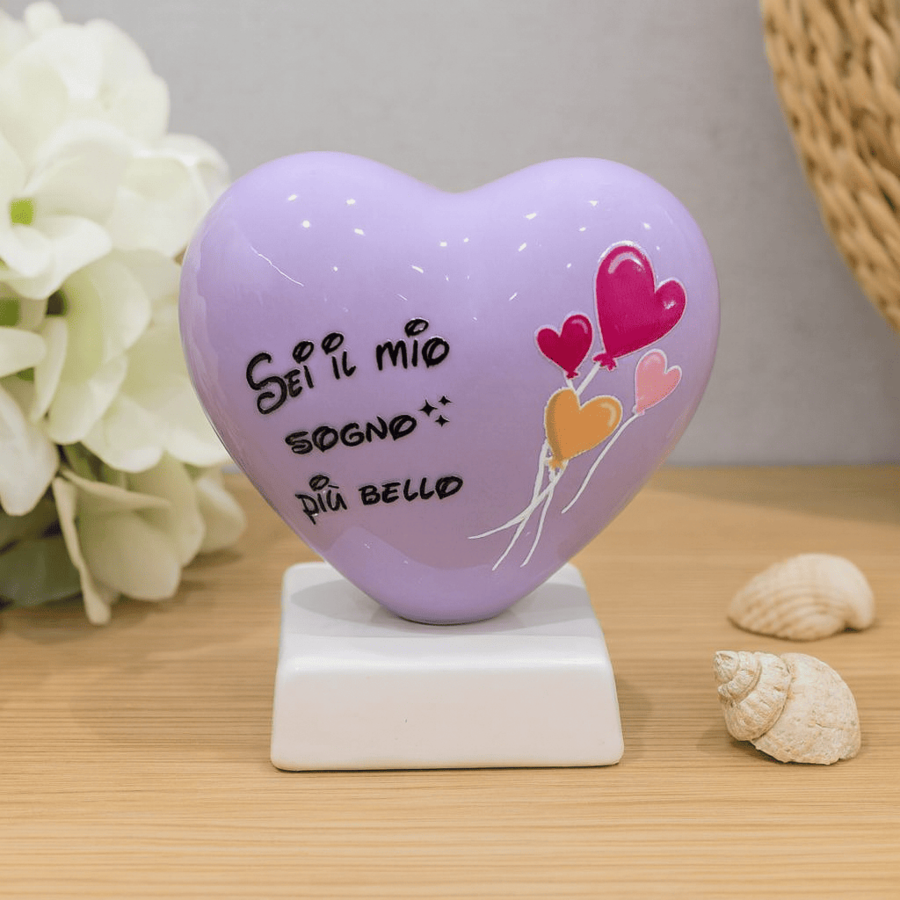 Spago di Terra – Cuore lilla in ceramica con frase d’amore e palloncini