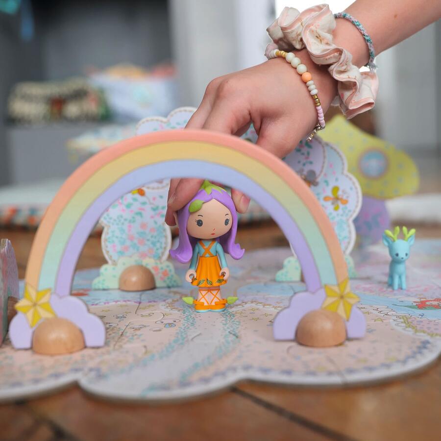 Tinily - Puzzle scenario con personaggio