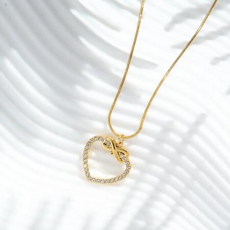 Collana cuore infinito in acciaio inossidabile con strass scintillanti
