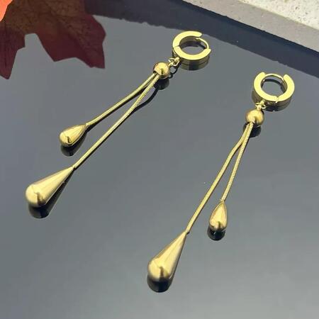 Orecchini pendenti lunghi in acciaio inossidabile dorato