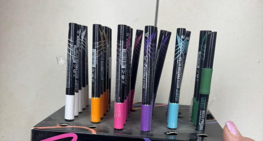 USHAS MASTER PRECISE ALL DAY LIQUID EYELINER PEN (Conf. da 36 pezzi)