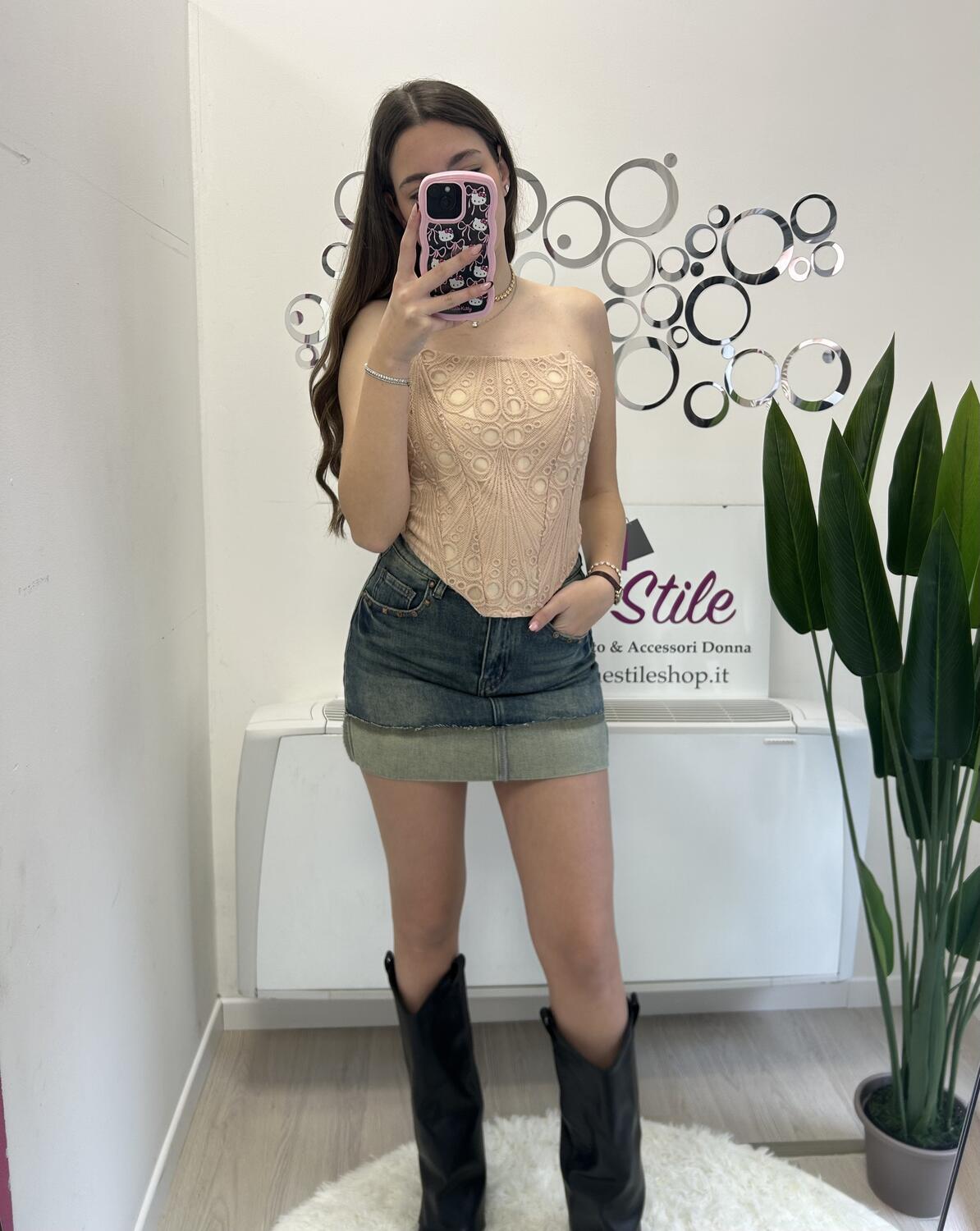 NOVITÀ Mini gonna in denim con risvolto lavaggio sabbiato