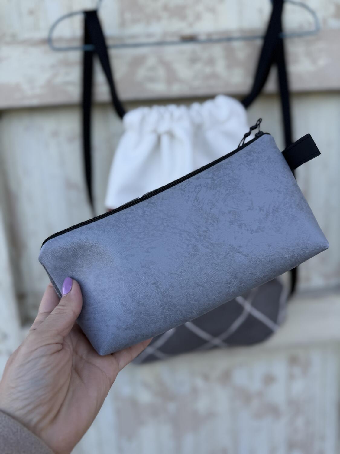 Pochette  grigia