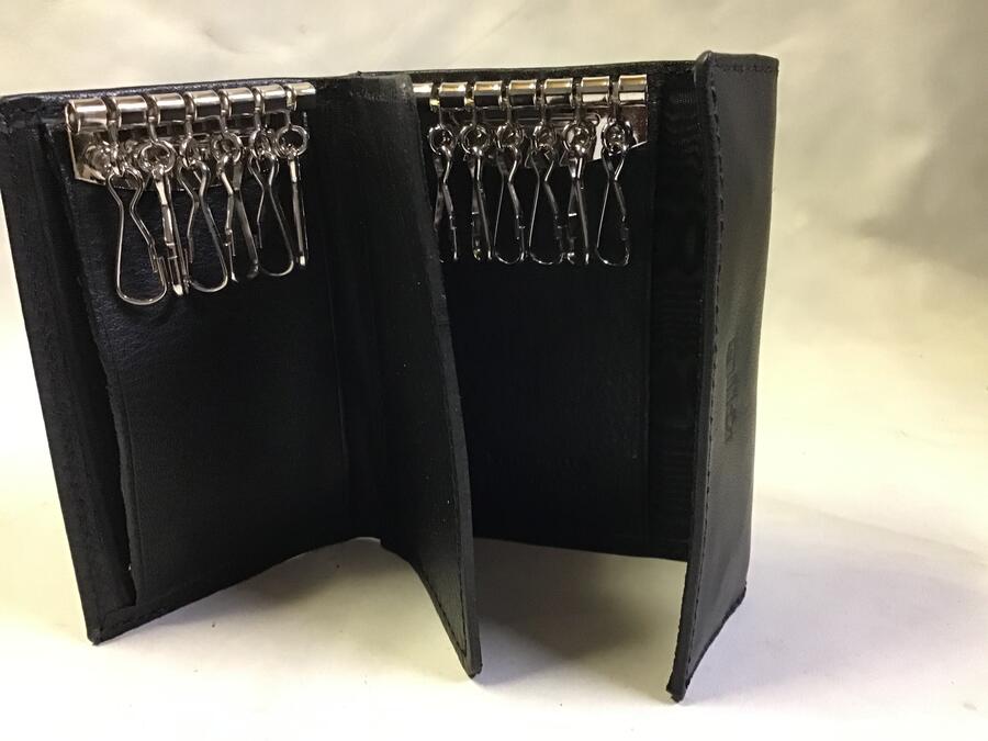 Portachiavi pelle Gilu art.37 nappato nero