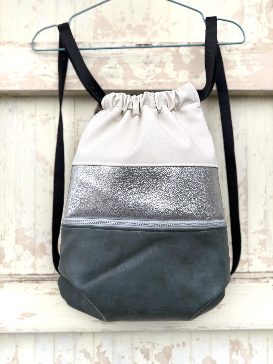 Zaino ottanio e argento 