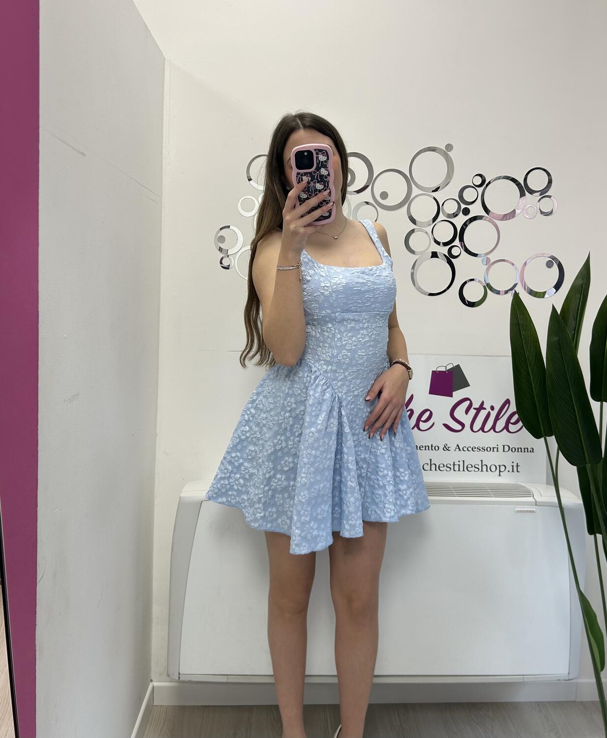 NOVITÀ Abitino ricamato con gonna a ruota