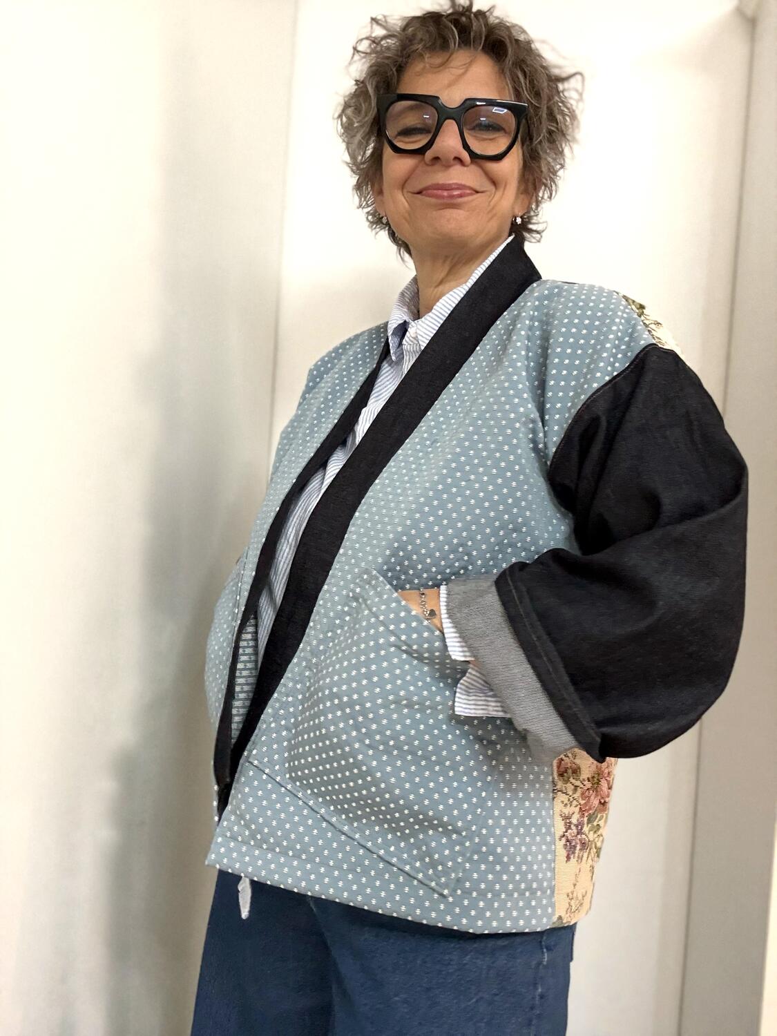 Kimono corto fiori e puntini 