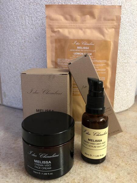 Pacchetto Crema e Siero Viso Melissa + Maschere Viso OMAGGIO