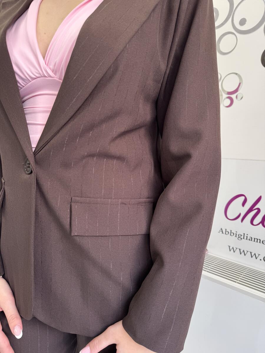 NOVITÀ Completo gessato in lurex