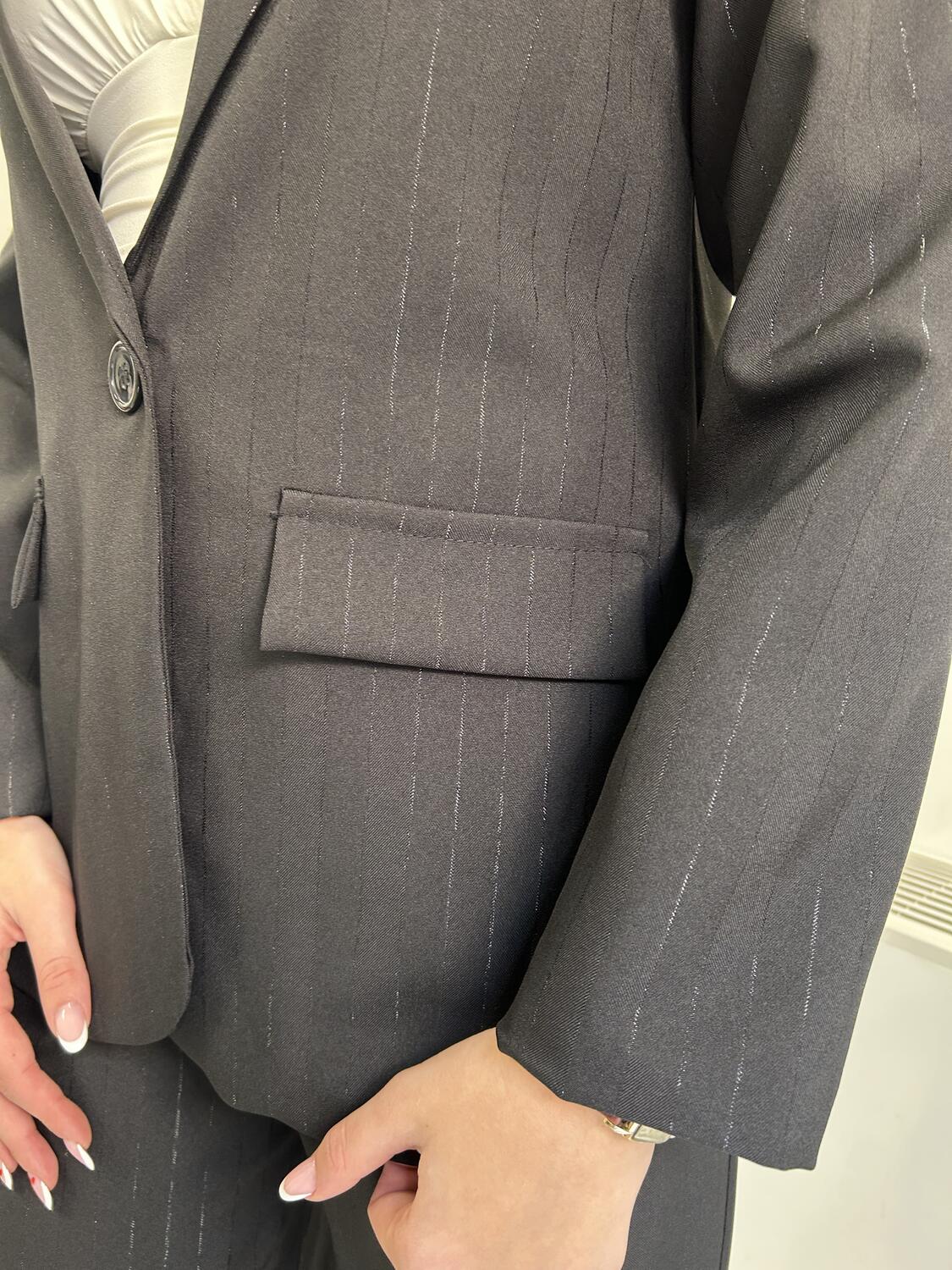 NOVITÀ Completo gessato in lurex