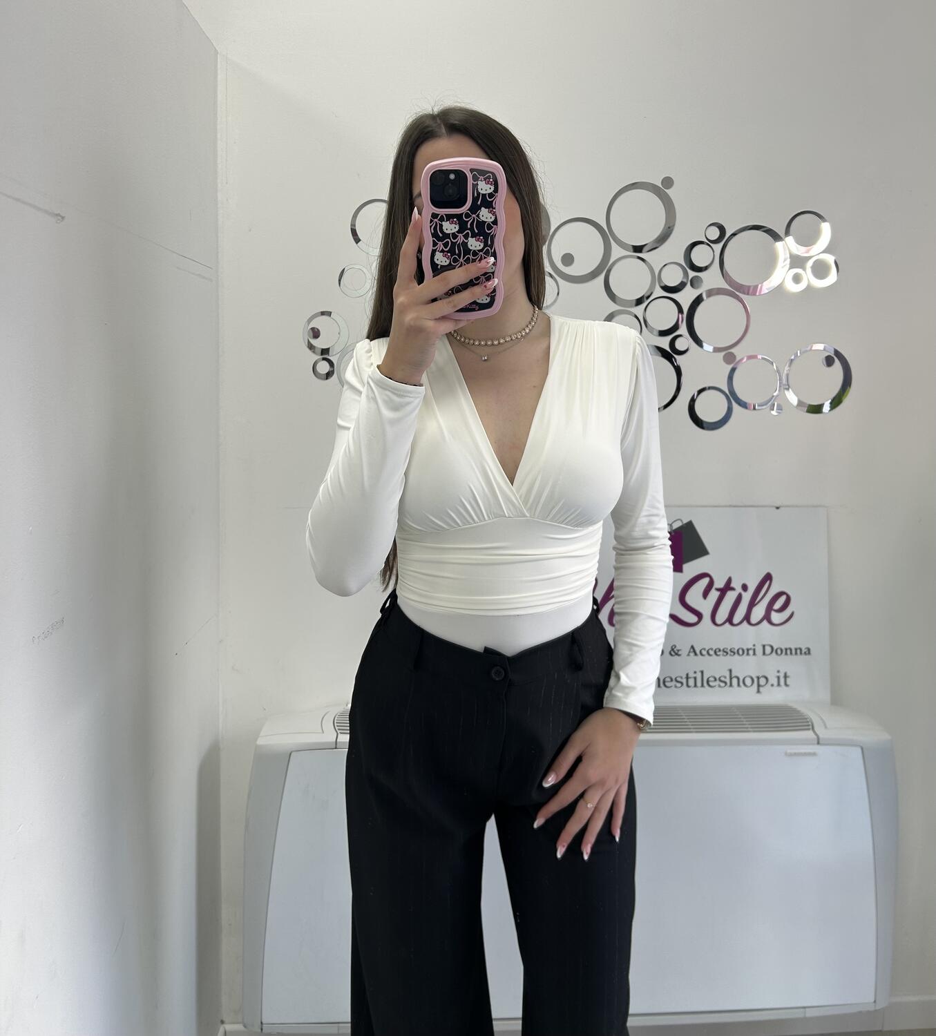 NOVITÀ Body a manica lunga scollo a V