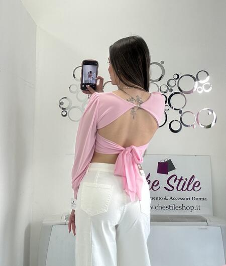 NOVITÀ Top scollo a cuore e fiocco sulla schiena 