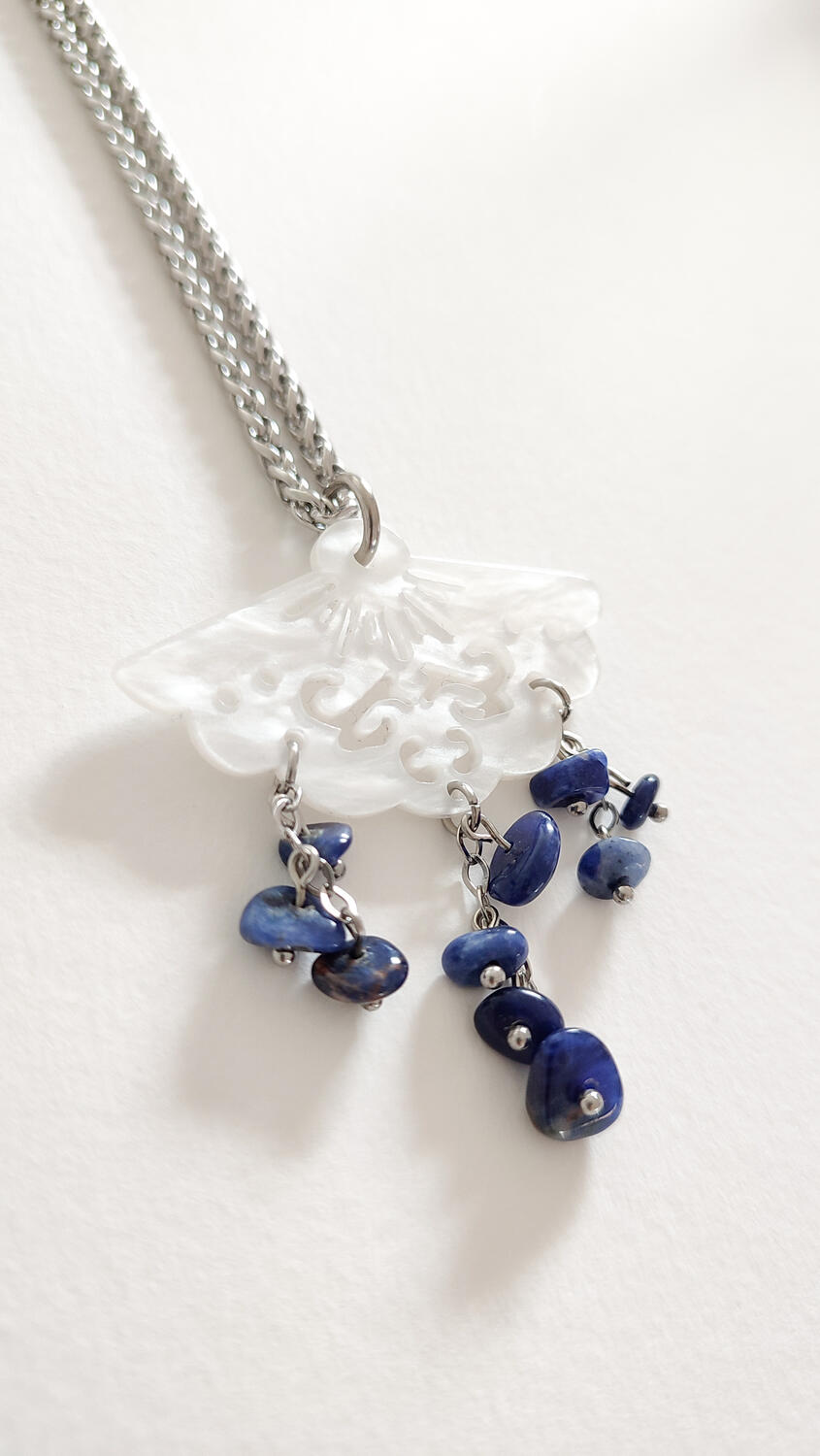 Sautoir con Sodalite