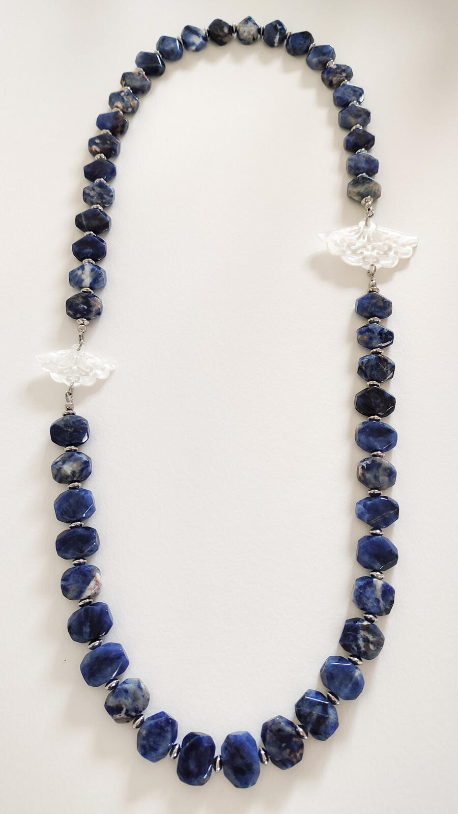 Collana lunga con Sodalite