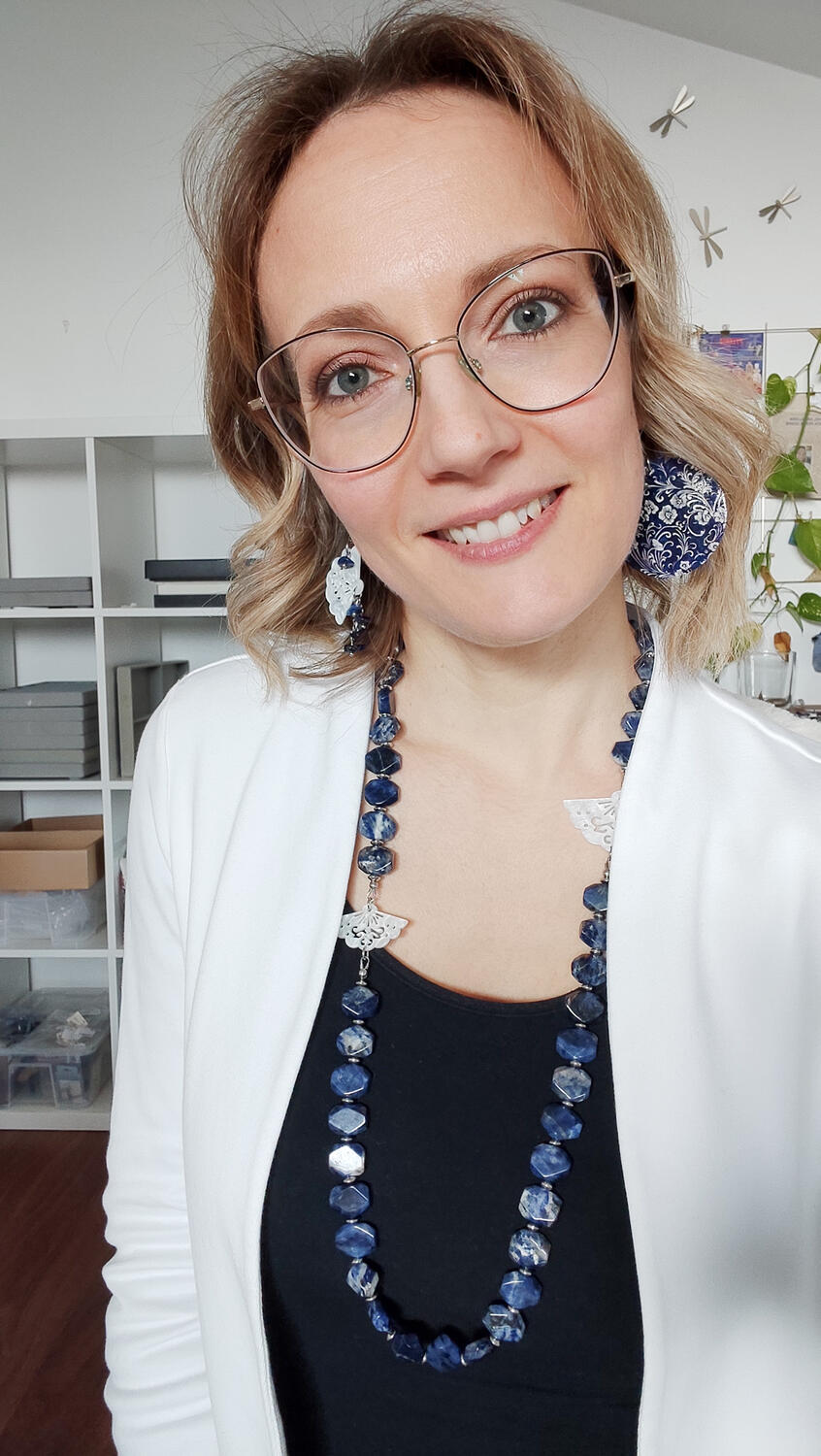 Collana lunga con Sodalite