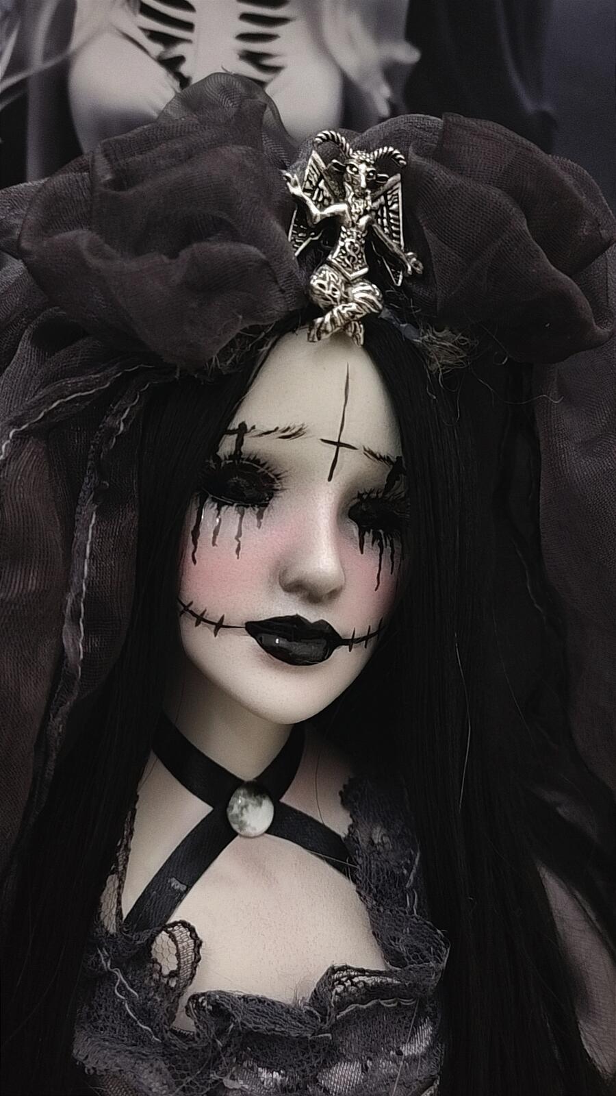 Odissey bambola emozionale goth dark 