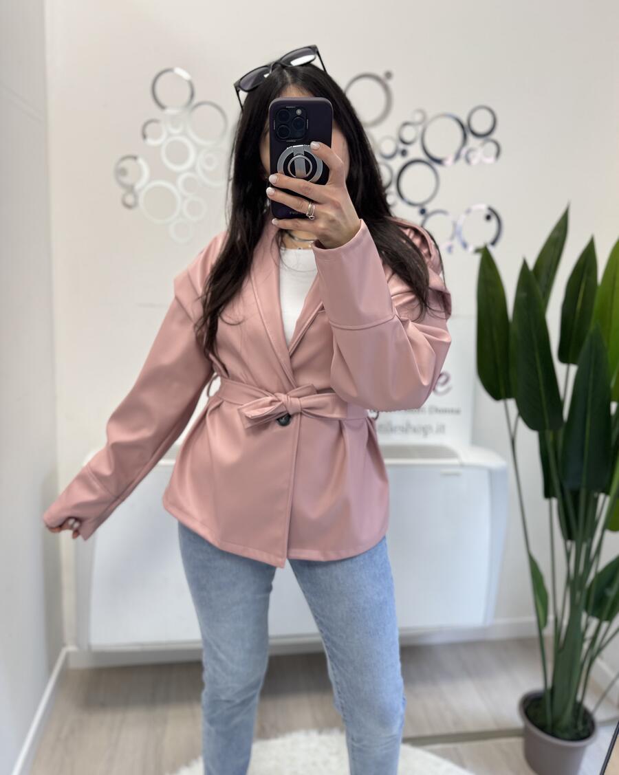 NOVITÀ Giacca eco pelle con cintura