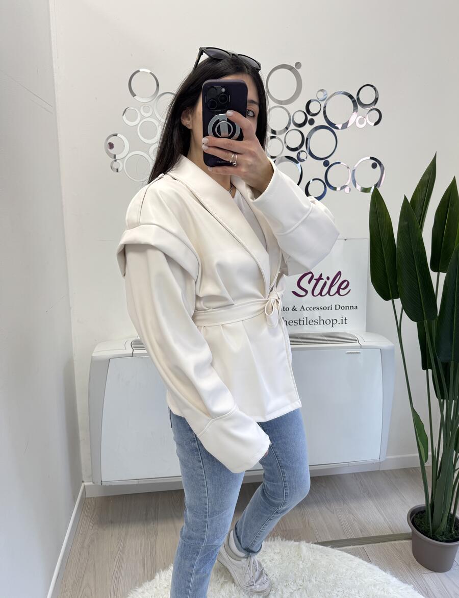 NOVITÀ Giacca eco pelle con cintura