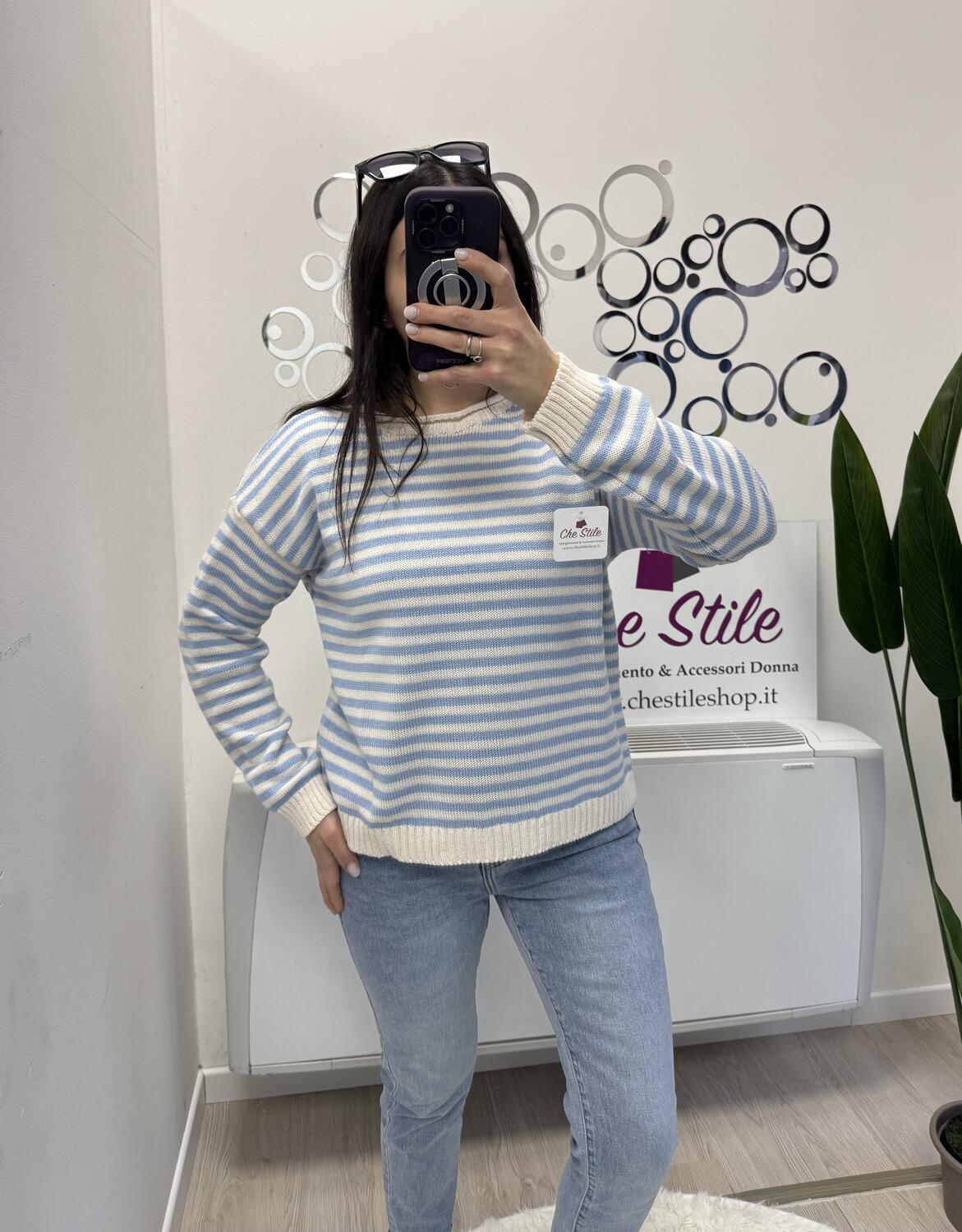 NOVITÀ Pull girocollo a righe