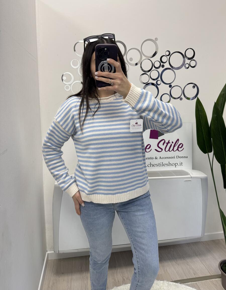 NOVITÀ Pull girocollo a righe