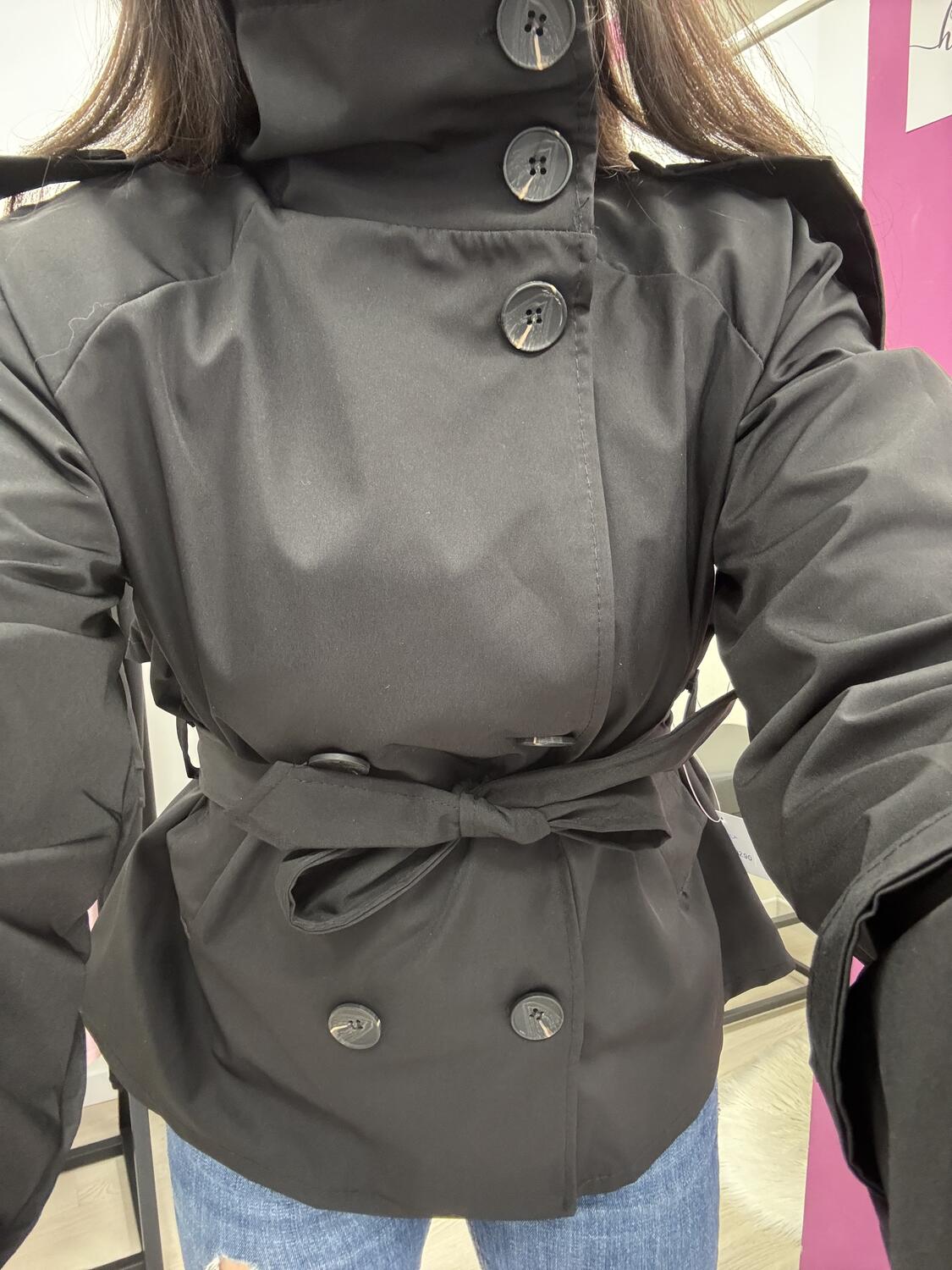 NOVITÀ Trench corto con cintura