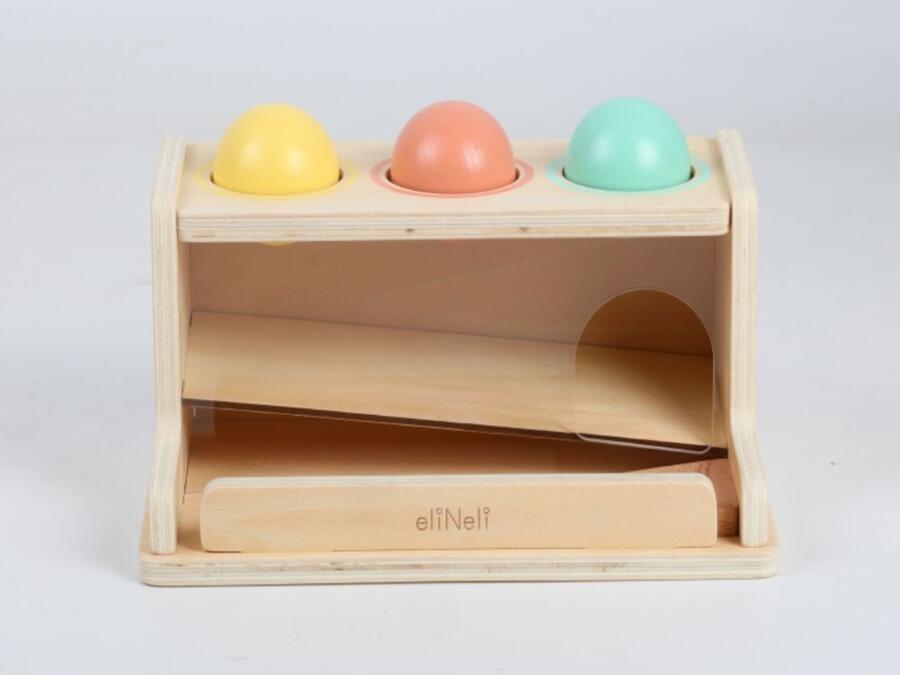 Scatola percorso trasparente con palline