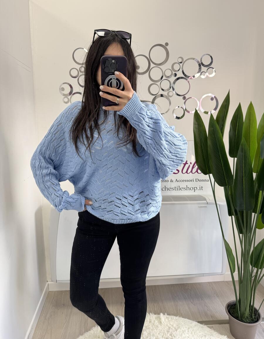 NOVITÀ Pull traforato manica a pipistrello