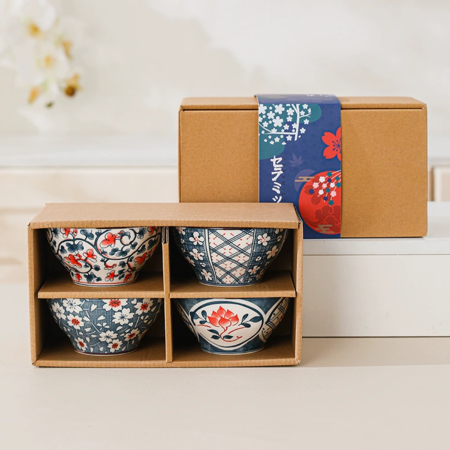 Ceramica Style Giapponese n. 4 ciotole diam.cm.12 h cm.7 disegni blu e rossi