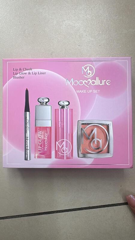 MOCMALLURE MAKEUP KIT  (Conf. da 3 kit)