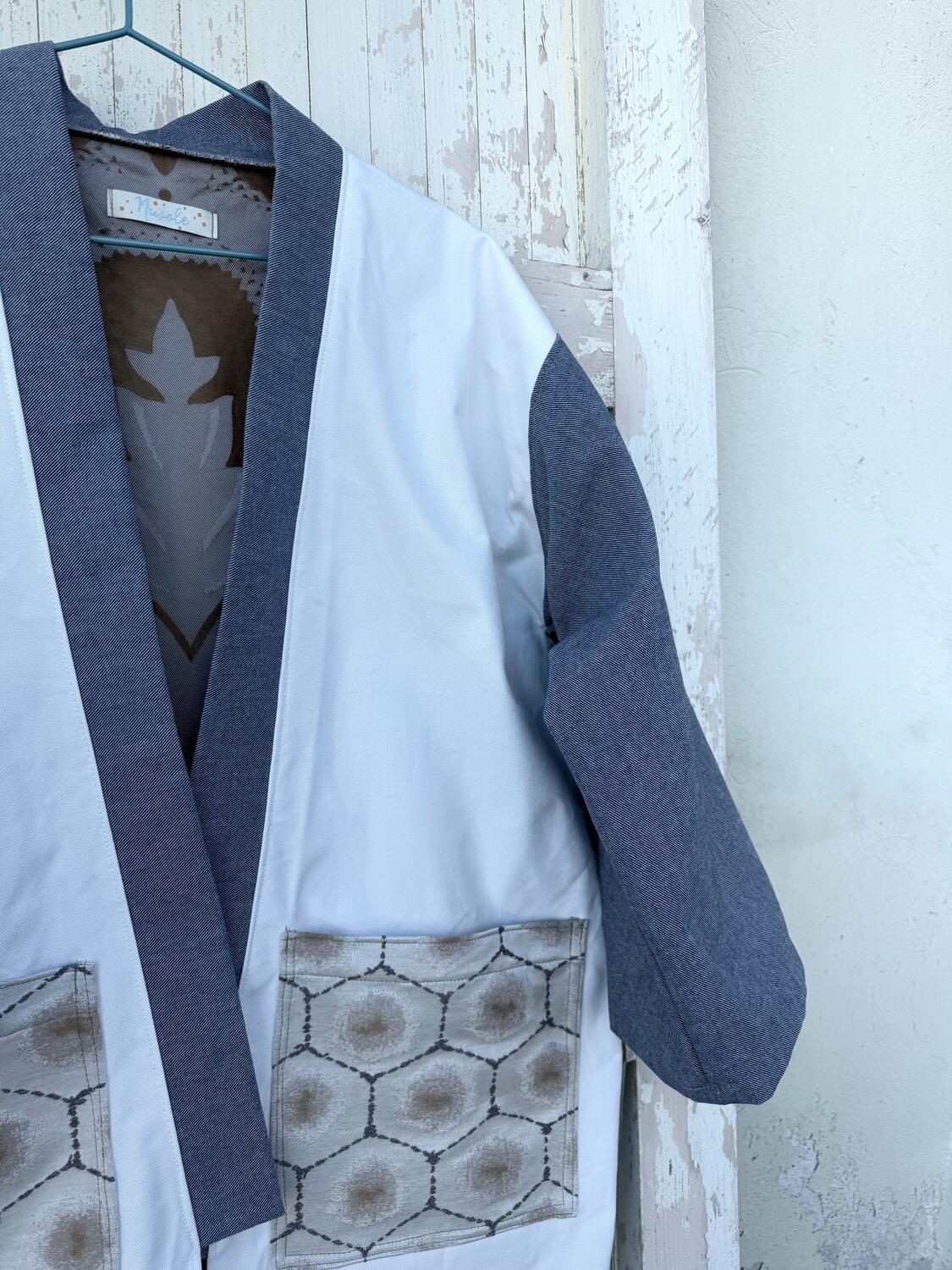 Copia di Kimono tragicomico grigio