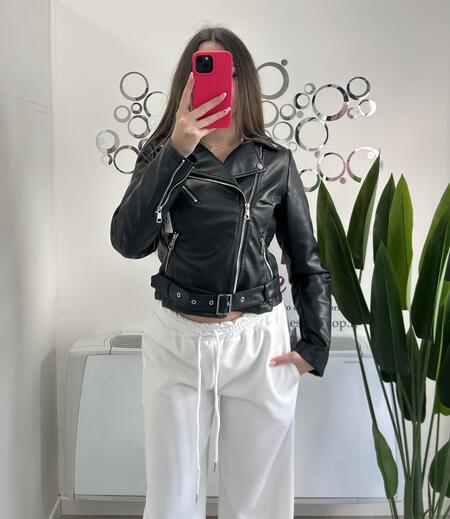 NOVITÀ Chiodo nero in eco pelle 