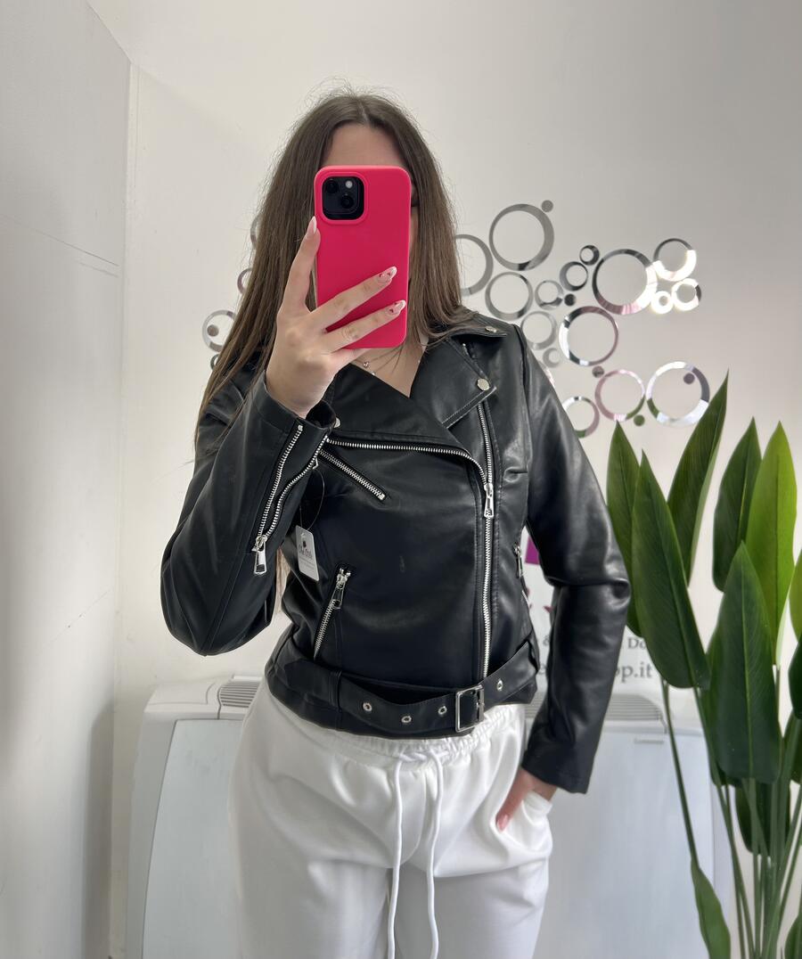 NOVITÀ Chiodo nero in eco pelle 