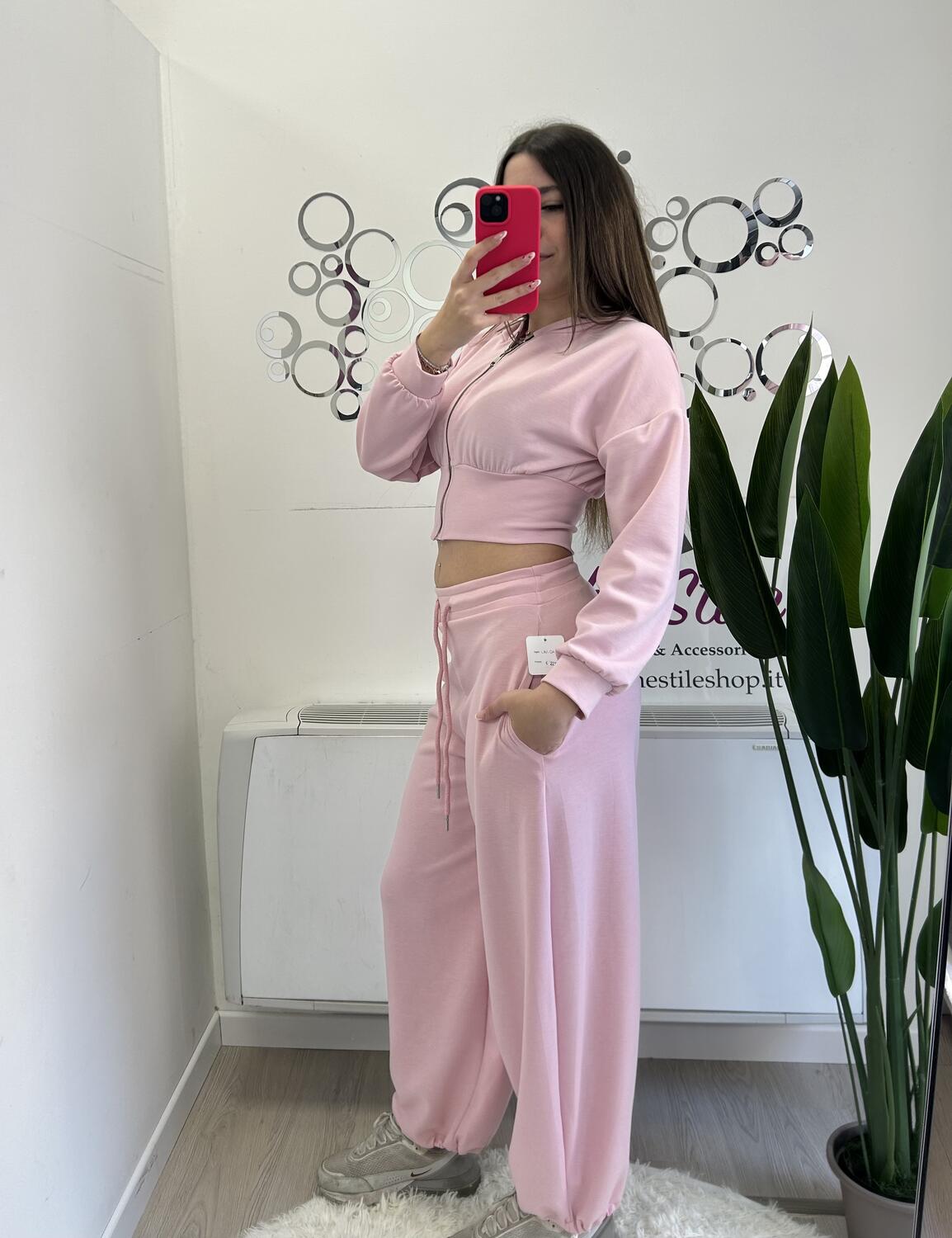 NOVITÀ Felpa crop con zip e cappuccio