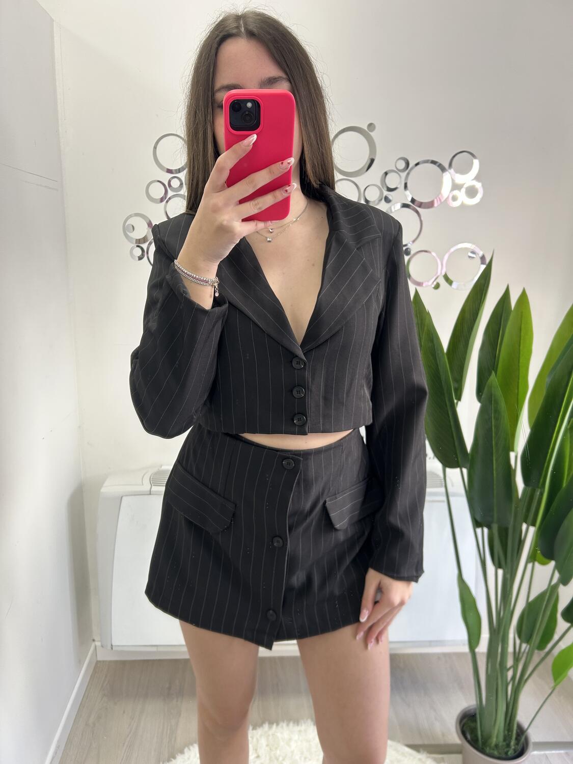 NOVITÀ Completo gessato giacca crop e shorts