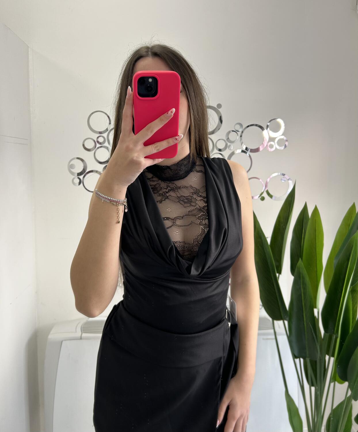 NOVITÀ Body smanicato con pizzo