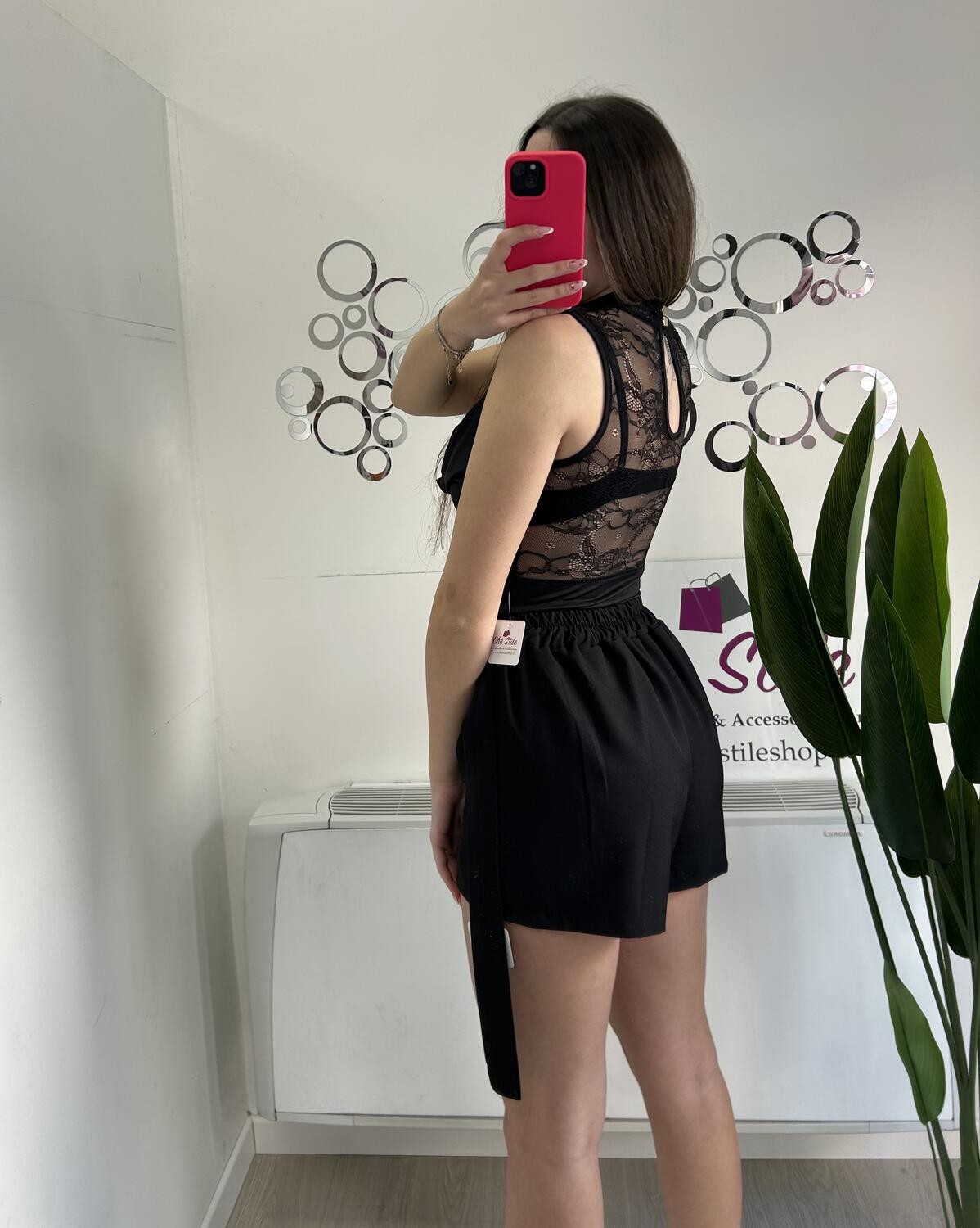 NOVITÀ Body smanicato con pizzo