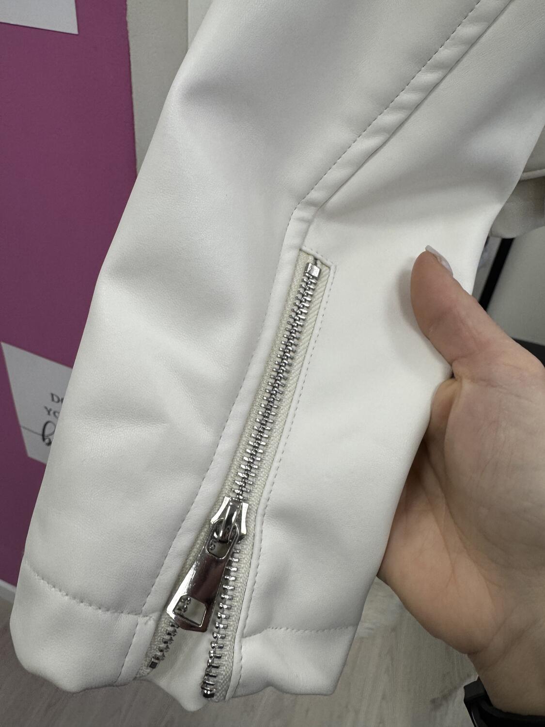 NOVITÀ Chiodo bianco in eco pelle 