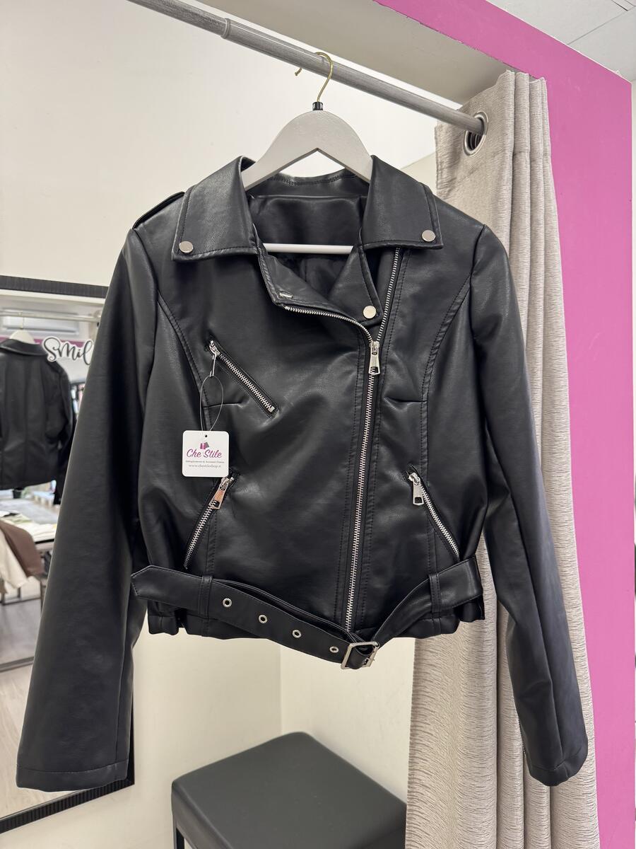 NOVITÀ Chiodo nero in eco pelle 