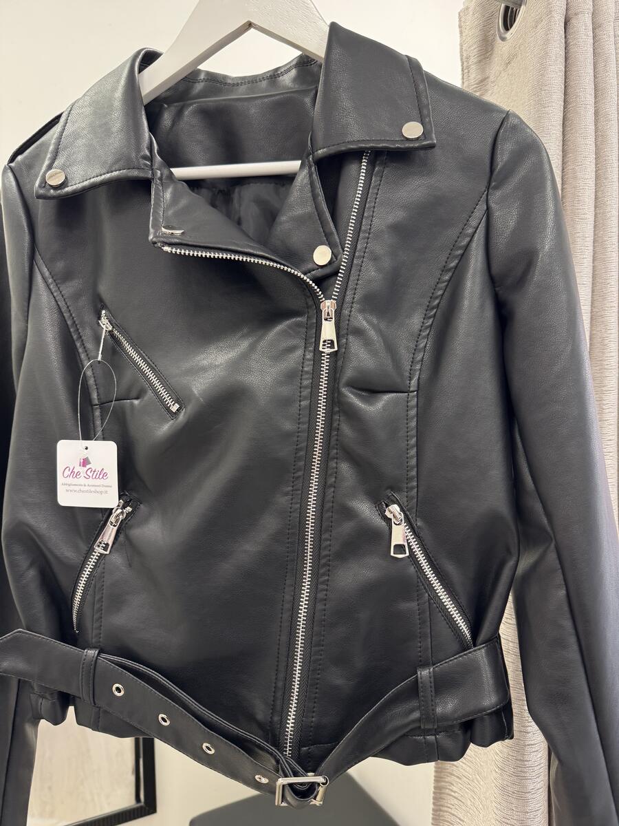 NOVITÀ Chiodo nero in eco pelle 