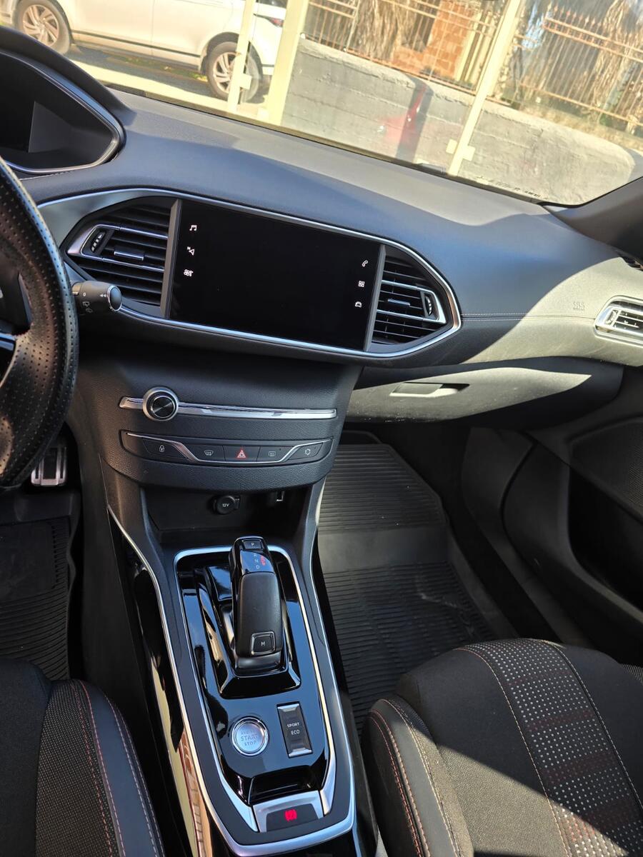 Peugeot 308 1.2 GT 130cv eat8 