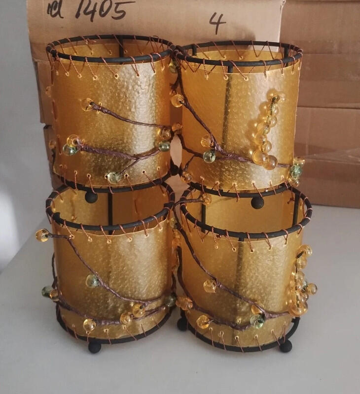 Portacandela Artigianale in Pelle e Perline – Design Etnico 10x8 cm – 4 pezzi