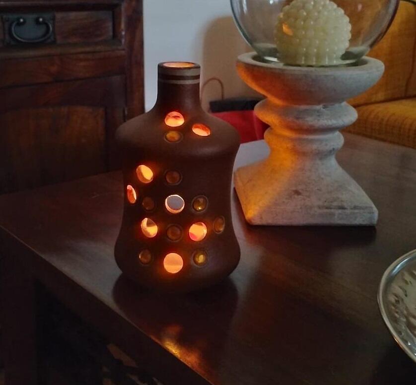 Portacandele in Terracotta Artigianale – Dettagli Zirconi Arancio – 4 pezzi