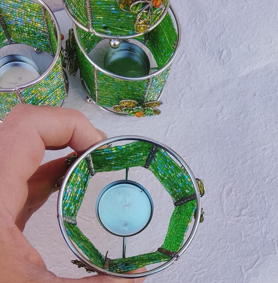 Set 4 Porta Candele "Green & Floral" – Lanterne Artigianali in Filo di Ferro e Perline
