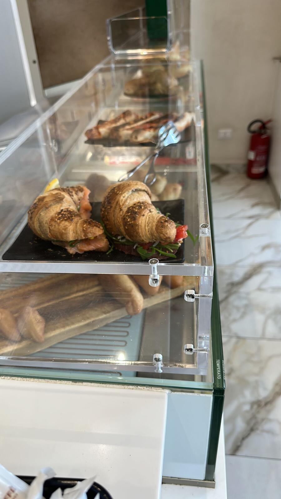 Vetrina in plexiglass porta brioche e alimenti - L 100