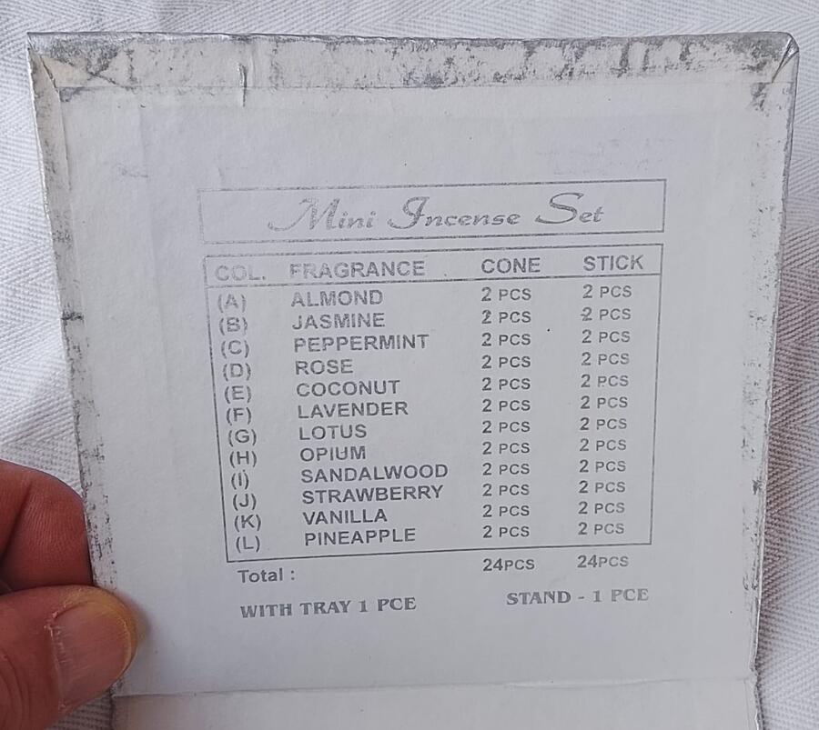 Set Benessere – Porta Incenso con Cuore Blu + 48 Incensi Assortiti